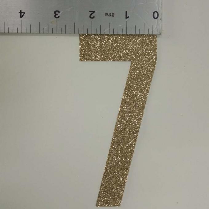 Grandes tamanho cortado 5" do brilho do número sete do ouro letras de papel * 2,3"