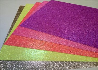 China Papel traseiro pegajoso resistente ao calor do brilho, papel esparadrapo feito a mão do brilho fornecedor
