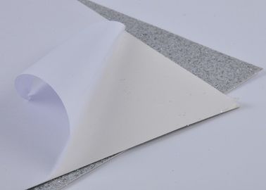 China Papel de prata autoadesivo 30.5*30.5cm do brilho da cor lisa para a fatura do cartão fábrica
